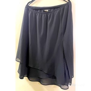 Black layered shear skirt with side slit
